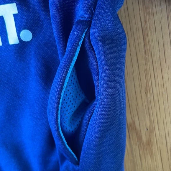 Nike boys blue quarter zip hoodie 12 months - Picture 4 of 4